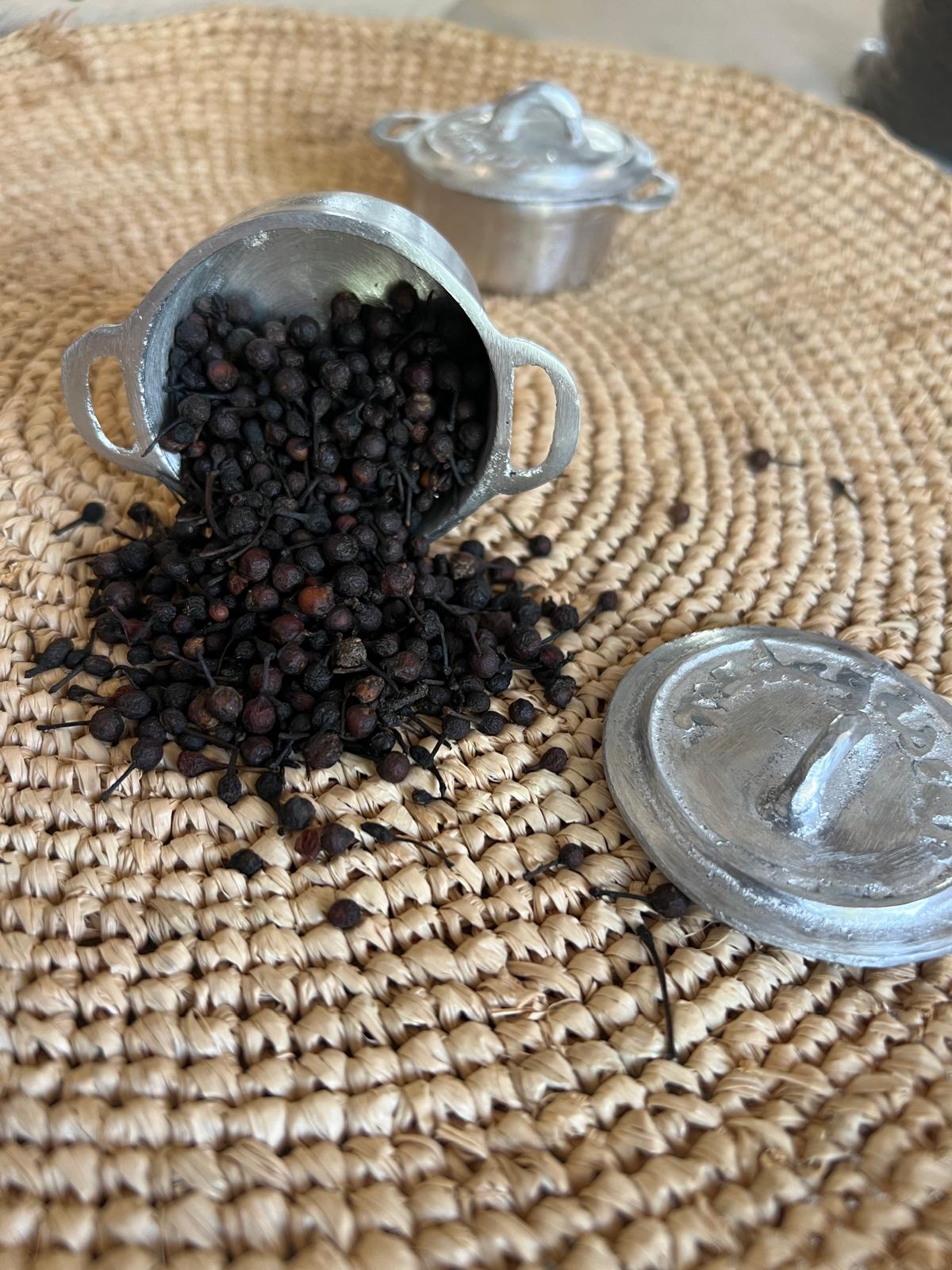 Poivre sauvage Voatsiperifery de Madagascar