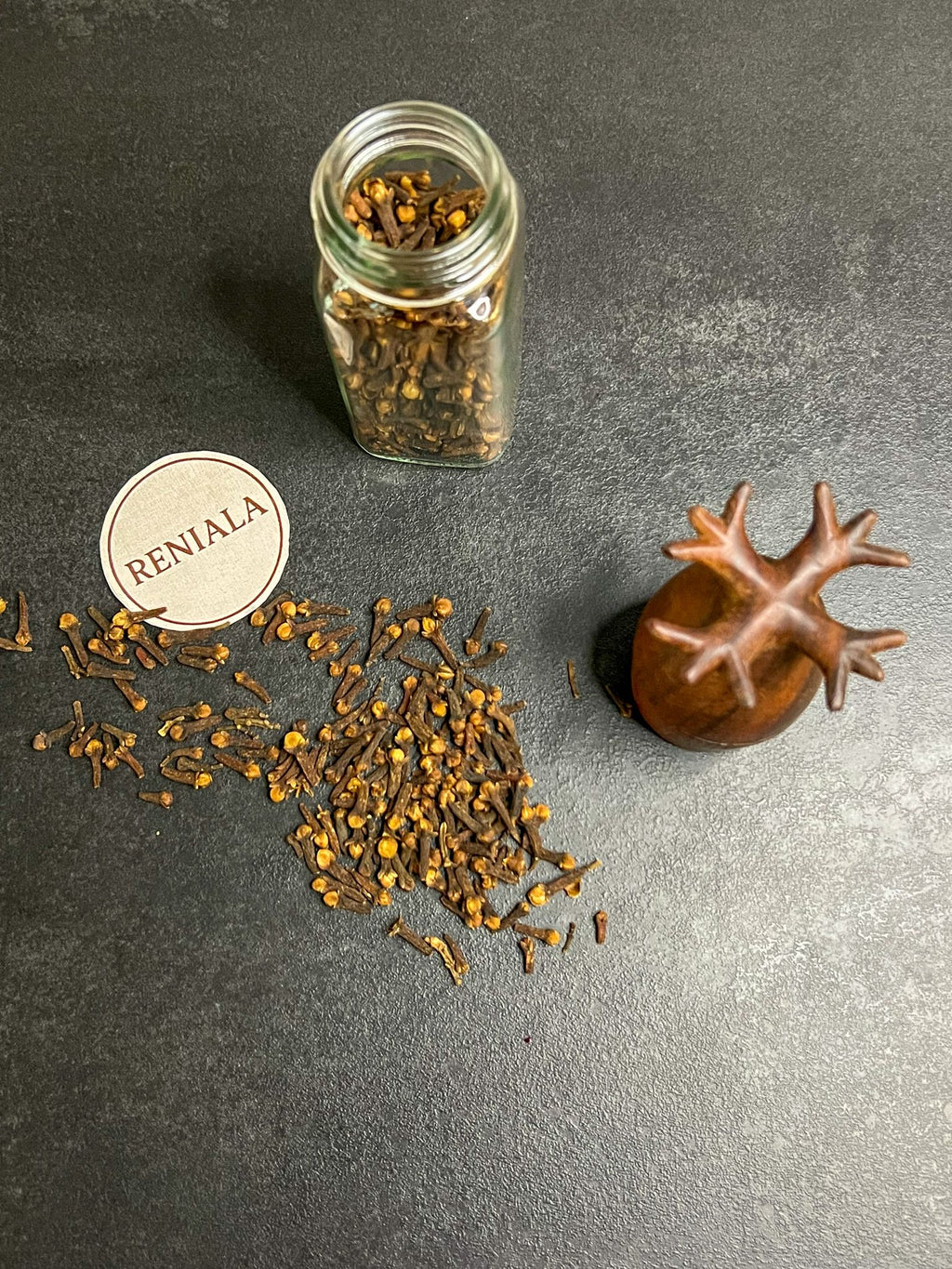 Clous de girofle entier