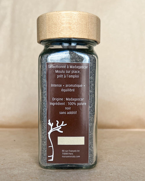 Poivre moulu de Madagascar
